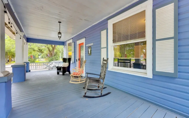 Charming Jacksonville Home ~ 2 Mi to Downtown!
