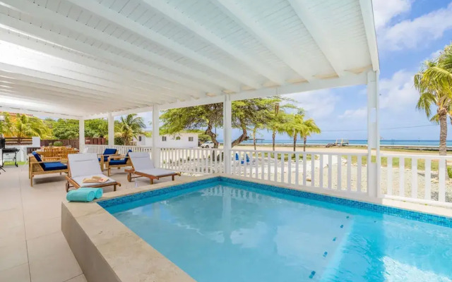 Secluded Beachfront Gem Pool Patio View BBQ