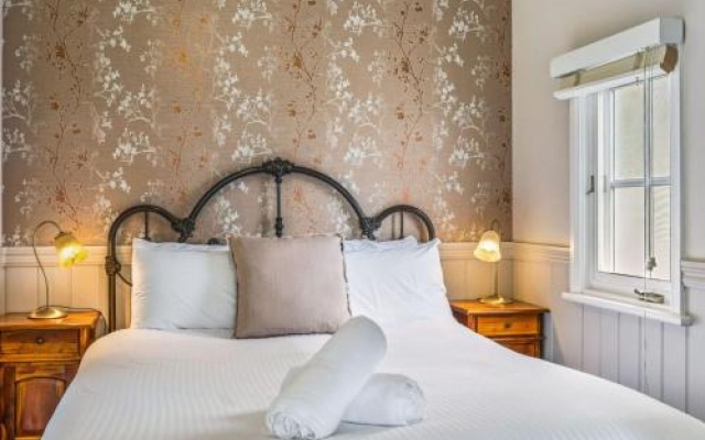 Cottage 5 Hyams Beach Seaside Cottages – Guest Rooms – Hyams Beach