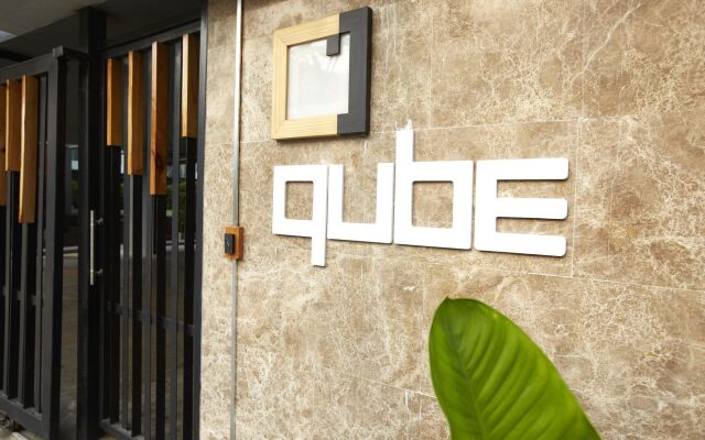 Qube Suites Sukhumvit