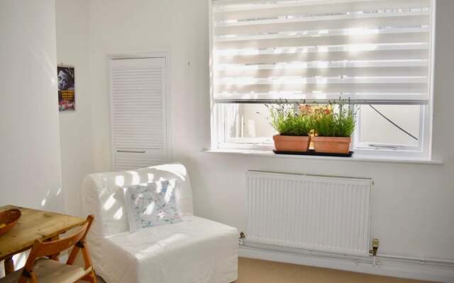 Trendy Studio Flat in Kemptown Village