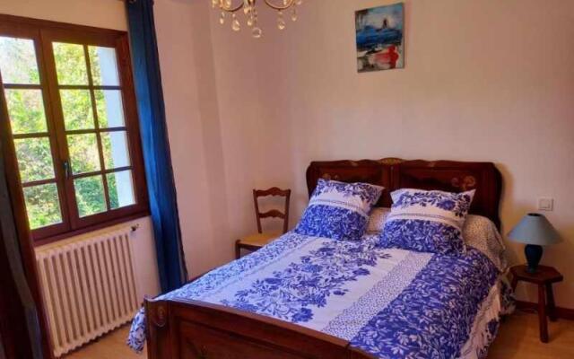 Bel appartement T4 dans maison basque