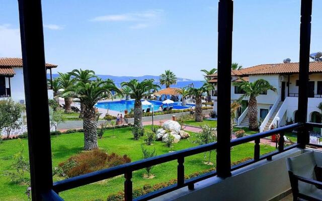 Assa Maris Beach Hotel