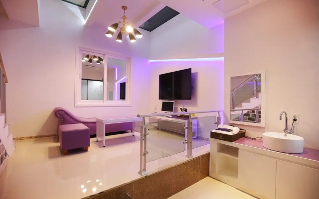 Boryeong Loving Motel