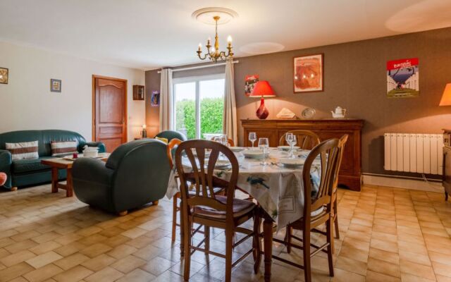 Holiday Home Le Saint Vigor (BAX400)