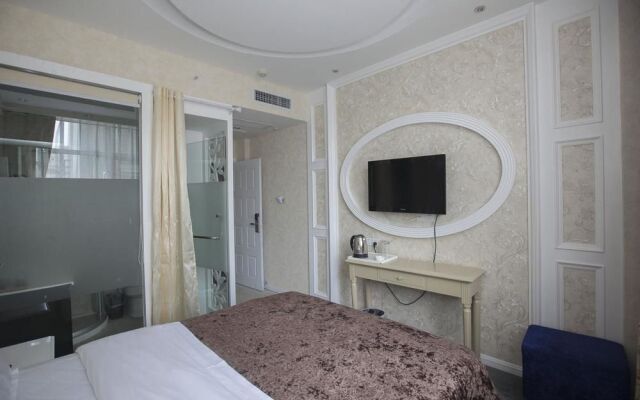 Wuhan Rome Holiday Hotel