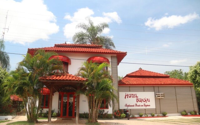 Hotel Bonsai