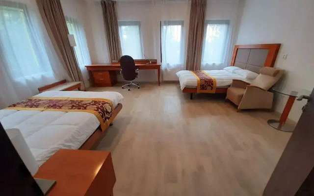 Ejdahotel