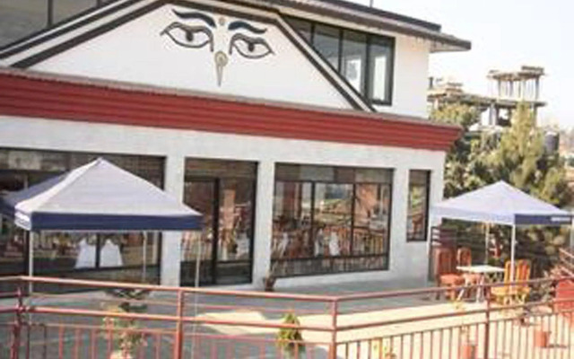 Khumbila Hotel