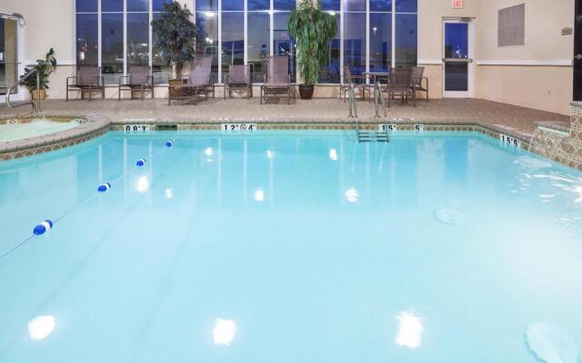 Holiday Inn Express Hotel & Suites Corsicana, an IHG Hotel