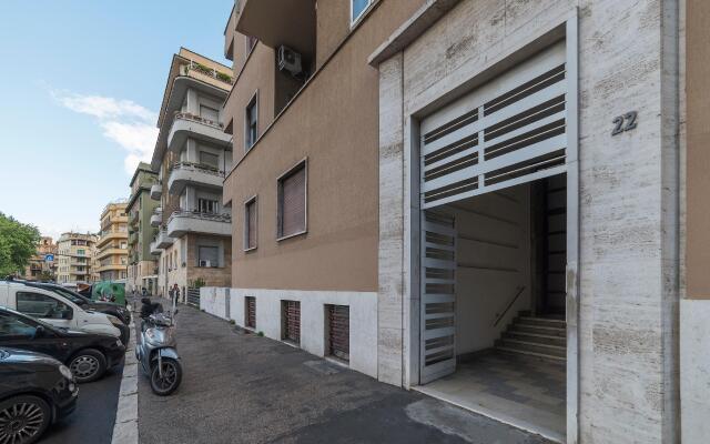 Tiber Stylish Apartment
