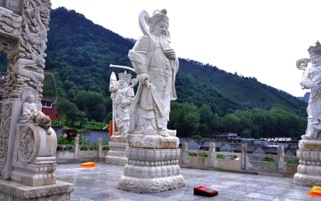 Yongqing Inn