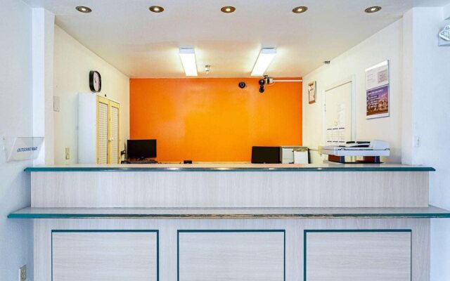 Motel 6 Espanola, NM