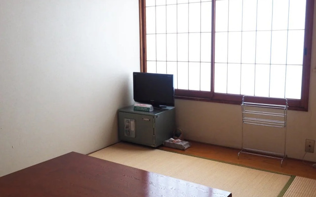 Asahiya Ryokan (Shodoshima)