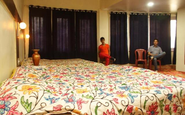 Hotel Humza