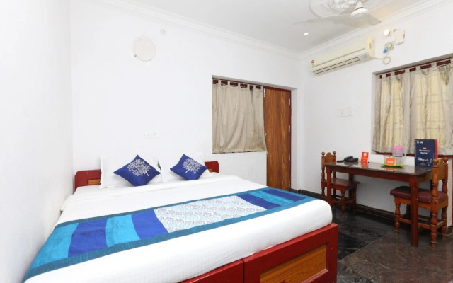 The Orient Hotel by OYO Rooms