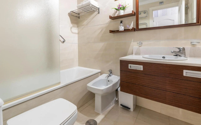 2 Habs Buena terraza con BBQ - WiFi, Piscina