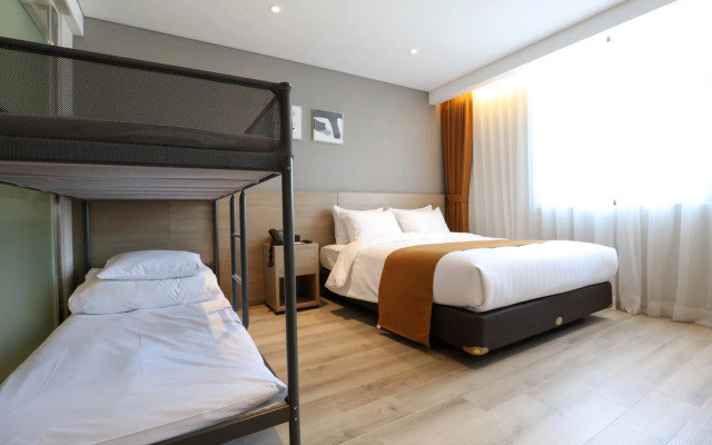 Gangneung City Hotel