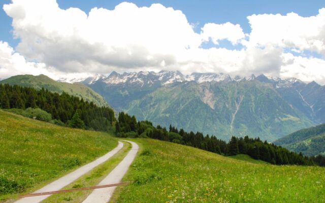 Rustico Vista Adula