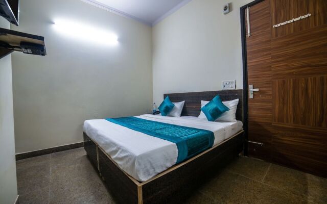 Oyo 14388 Uk Residency