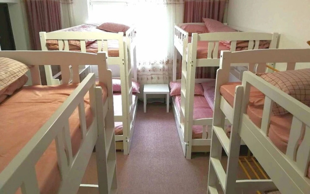 Kunming LiuxiaChunshu Hostel