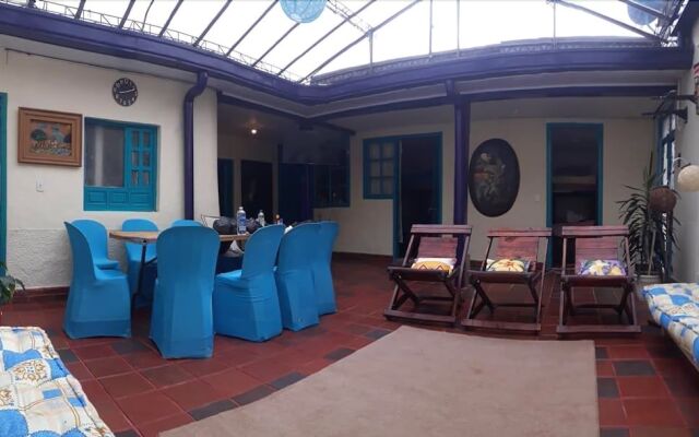 Hostel Casa del Arbol