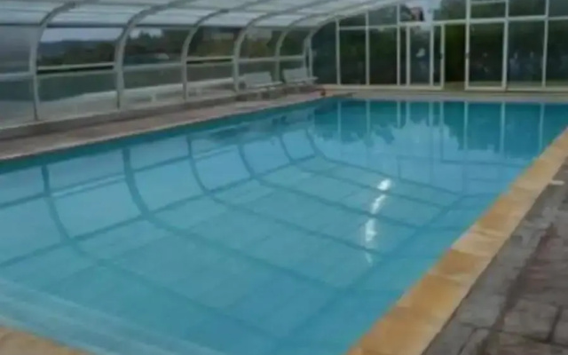 T2 Hendaye piscine et parc enfants proche plage