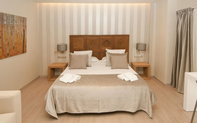 Serennia Exclusive Rooms