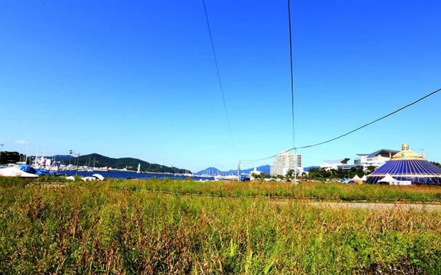 Tongyeong Cobalt Blue Pension