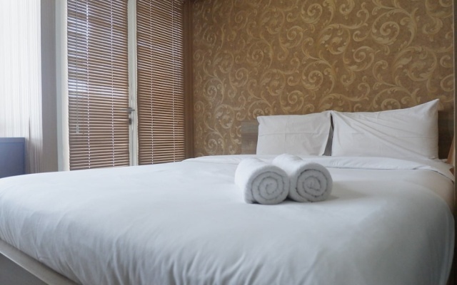 Cozy and Minimalist Studio Apartment at Tamansari Papilio By Travelio – Guest Rooms – Surabaya