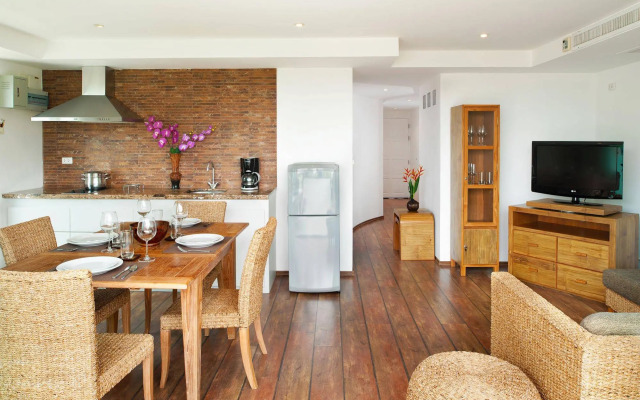 Kata Ocean View Residences