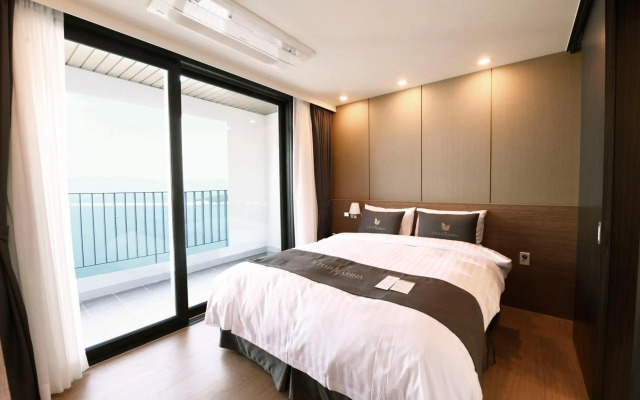 Utop Marina Hotel & Resort