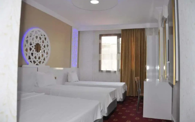 Ugur Hotel