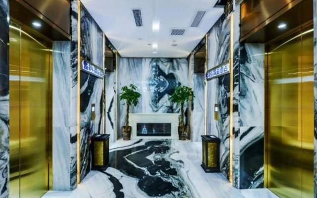 Jingsheng Hotel (Chongqing Daping Paradise Walk)