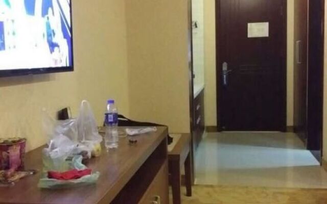 Lantuo Business Hotel