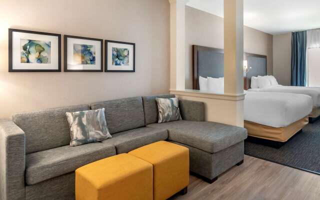 Comfort Suites Grandview - Kansas City