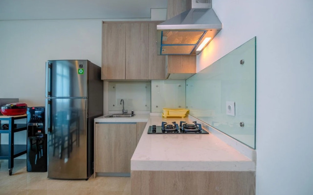 Stylish And Cozy 1Br Apartment At Veranda Residence Puri