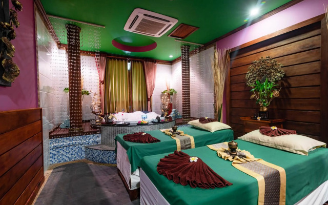 Empress Angkor Resort & Spa