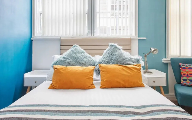 Host Stay Apartment 007