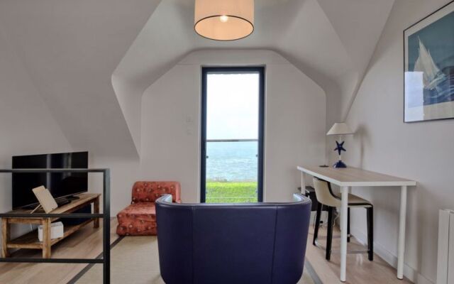 Maison du Phare de Port-Navalo