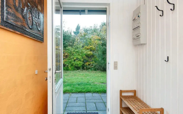 6 Person Holiday Home in Ulfborg