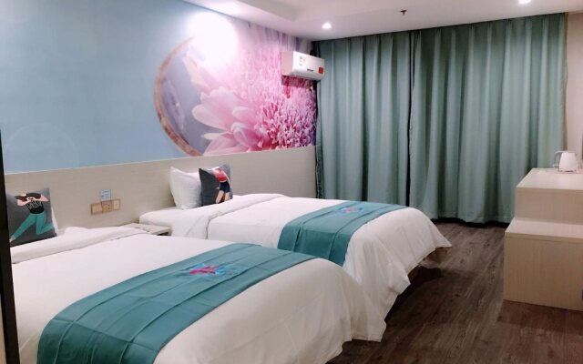 Pai Hotel Nanchang West Jiefang Road Xinjia'an Metro Station