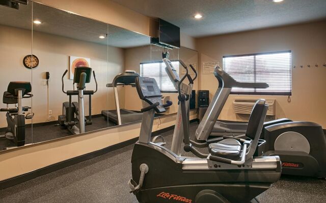 Best Western Plus The Four Corners Inn