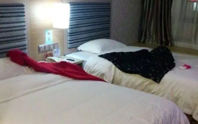 Yake Hotel