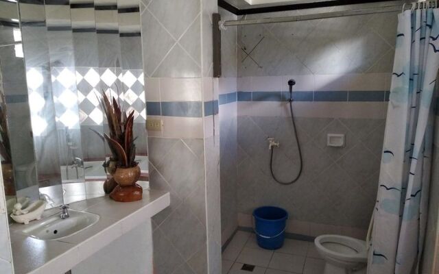 New Siargao Manor Hotel - Hostel