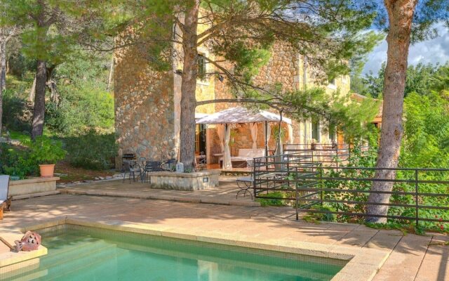 New! Villa Alaro by Priority