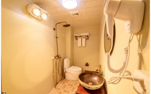 Yis Hostel