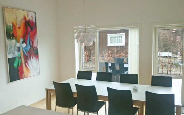 Nice Home in Farsund With 4 Bedrooms