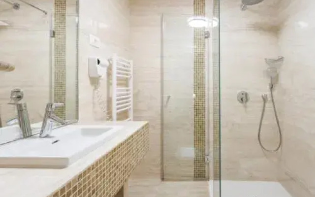 Hotel Vegov Hram