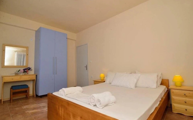 Fedra Stone Villa Near The Beach